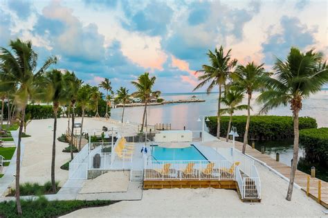 Fisher inn resort & marina - Find rooms from ₹ 10,641 to ₹ 64,118 at Fisher Inn Resort & Marina. Compare room types and prices from 38 providers and see 60 photos of Fisher Inn Resort & Marina, Islamorada.